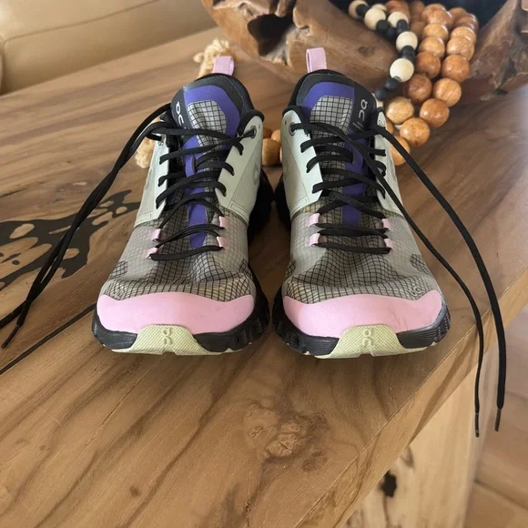 On Cloud Shift Surf Shoes - Picture 8 of 11